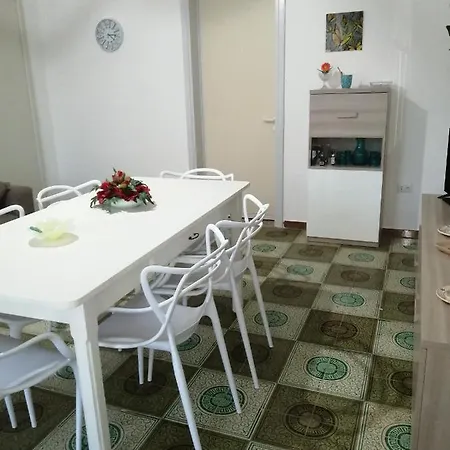 Casa Gloria * Торре-Сан-Джованни-Удженто